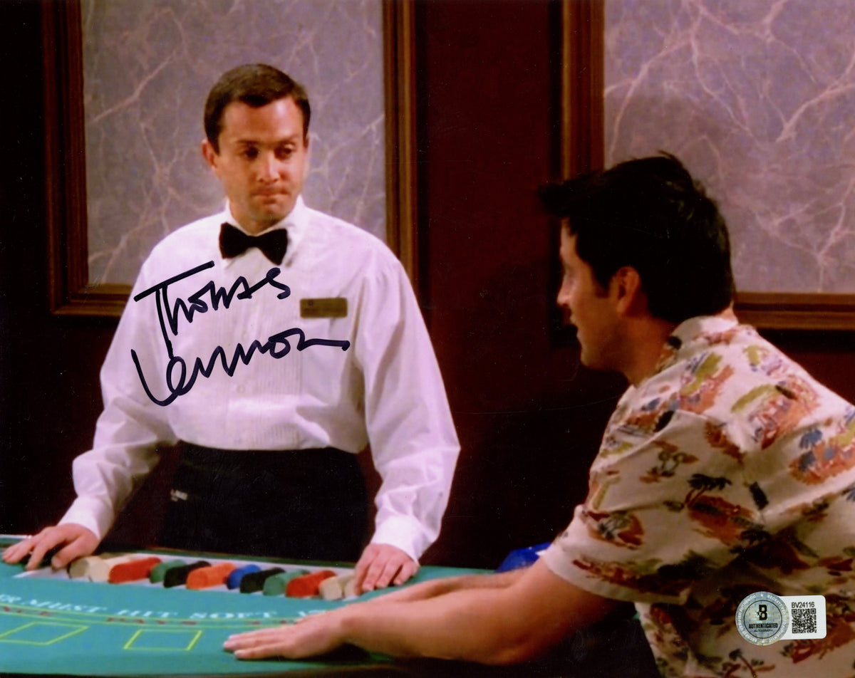 Thomas Lennon Friends Signed 8x10 Photo - Beckett Beckett-Powers Sports Memorabilia
