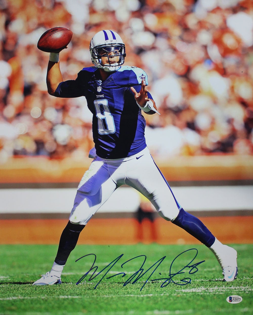 Marcus Mariota Signed Tennessee Titans 16x20 Photo – Beckett Authenticated-Powers Sports Memorabilia