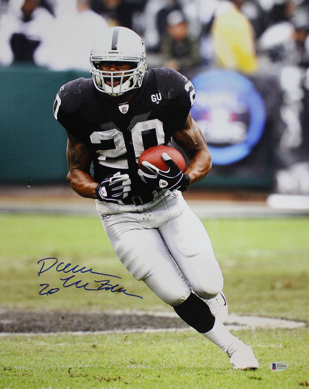 Darren McFadden Oakland Raiders Signed 16x20 Photo Beckett - 29174-Powers Sports Memorabilia