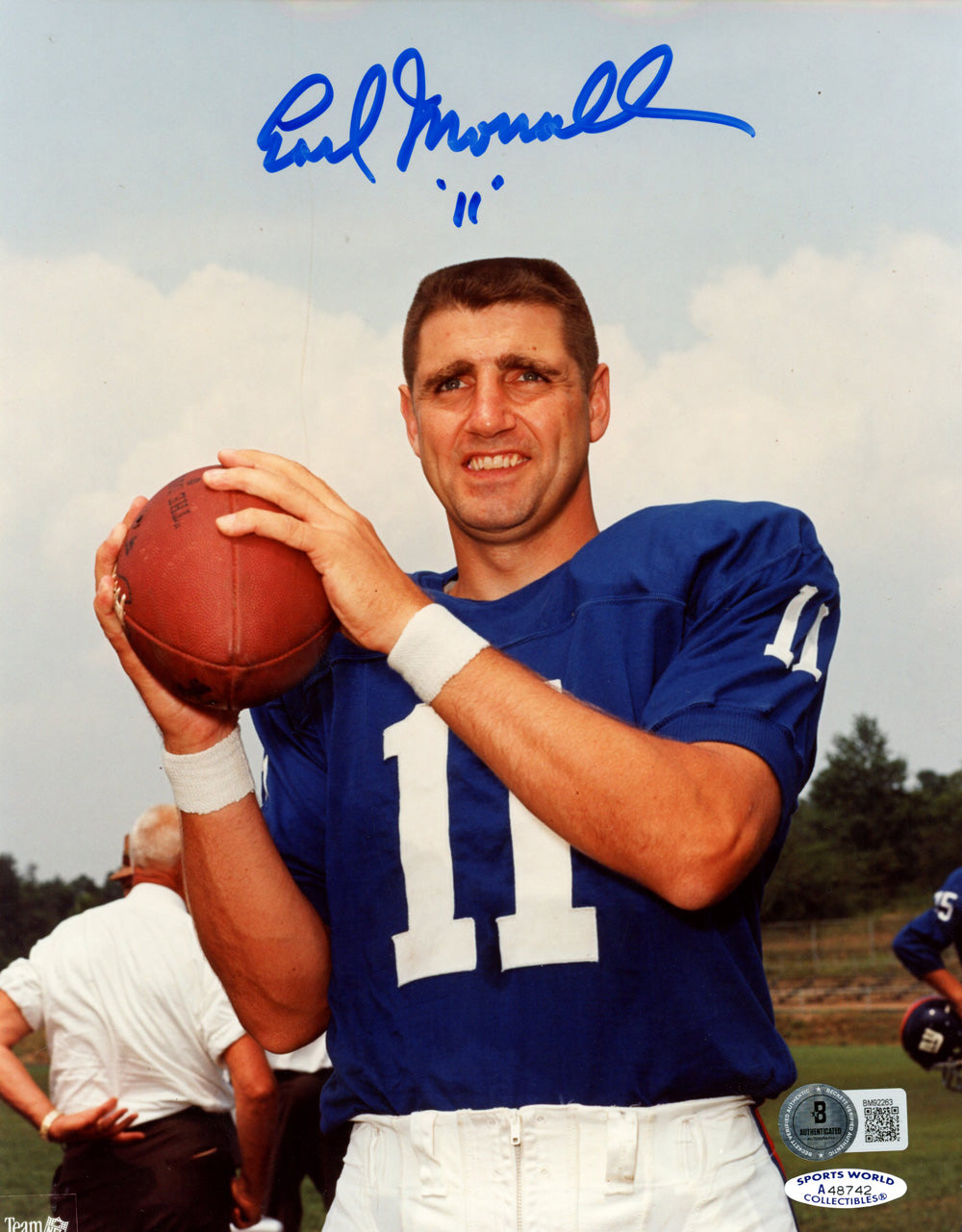 Earl Morrall New York Giants Signed 8x10 Photo - Beckett Beckett-Powers Sports Memorabilia