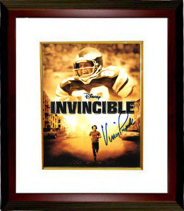 Vince Papale Autographed Disney Invincible Movie 8 x 10 Photograph Custom Framing - JSA Hologram (Philadelphia Eagles) - CTBLaMW26201-Powers Sports Memorabilia