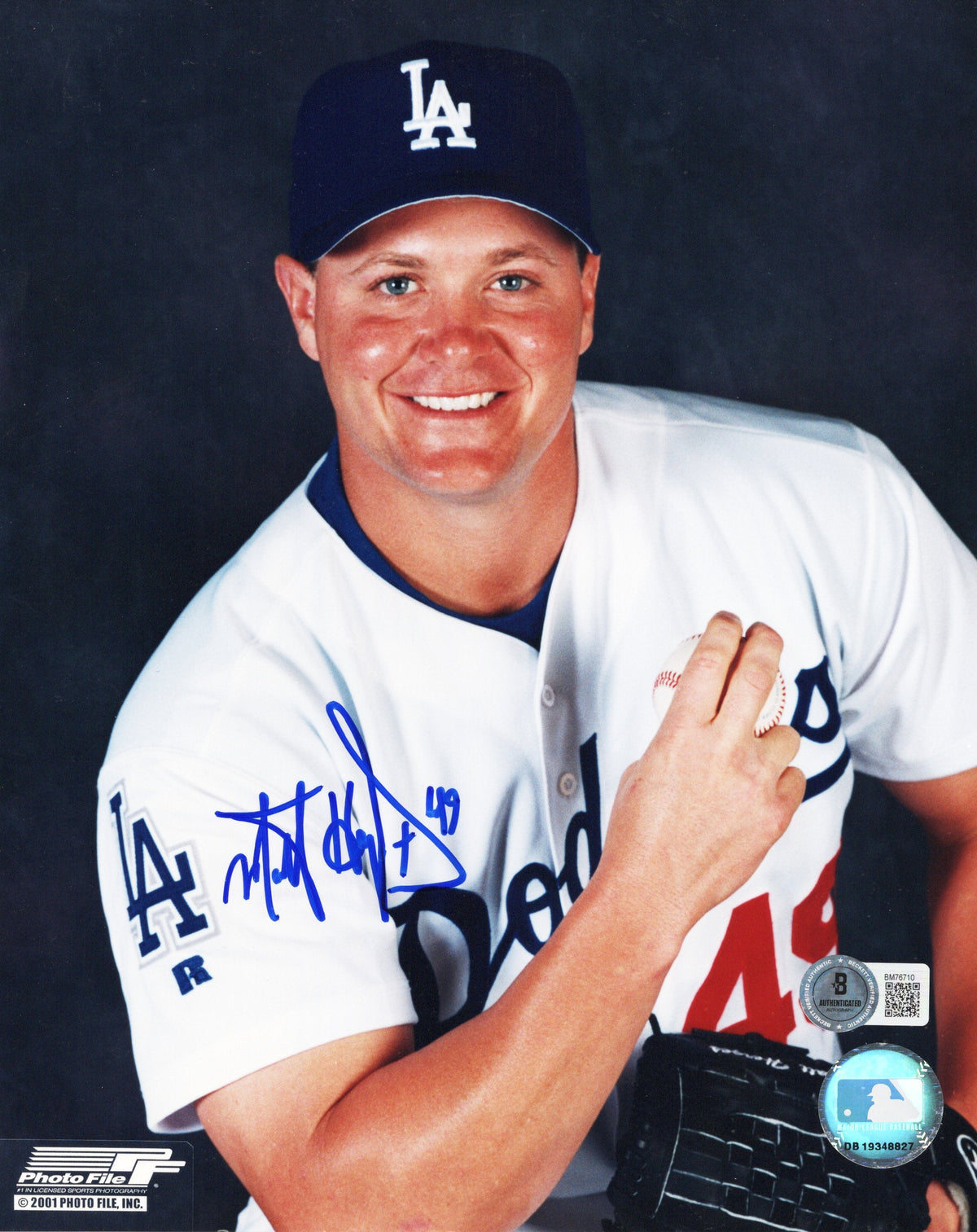 Matt Herges Signed Los Angeles Dodgers 8x10 Photo - Beckett-Powers Sports Memorabilia