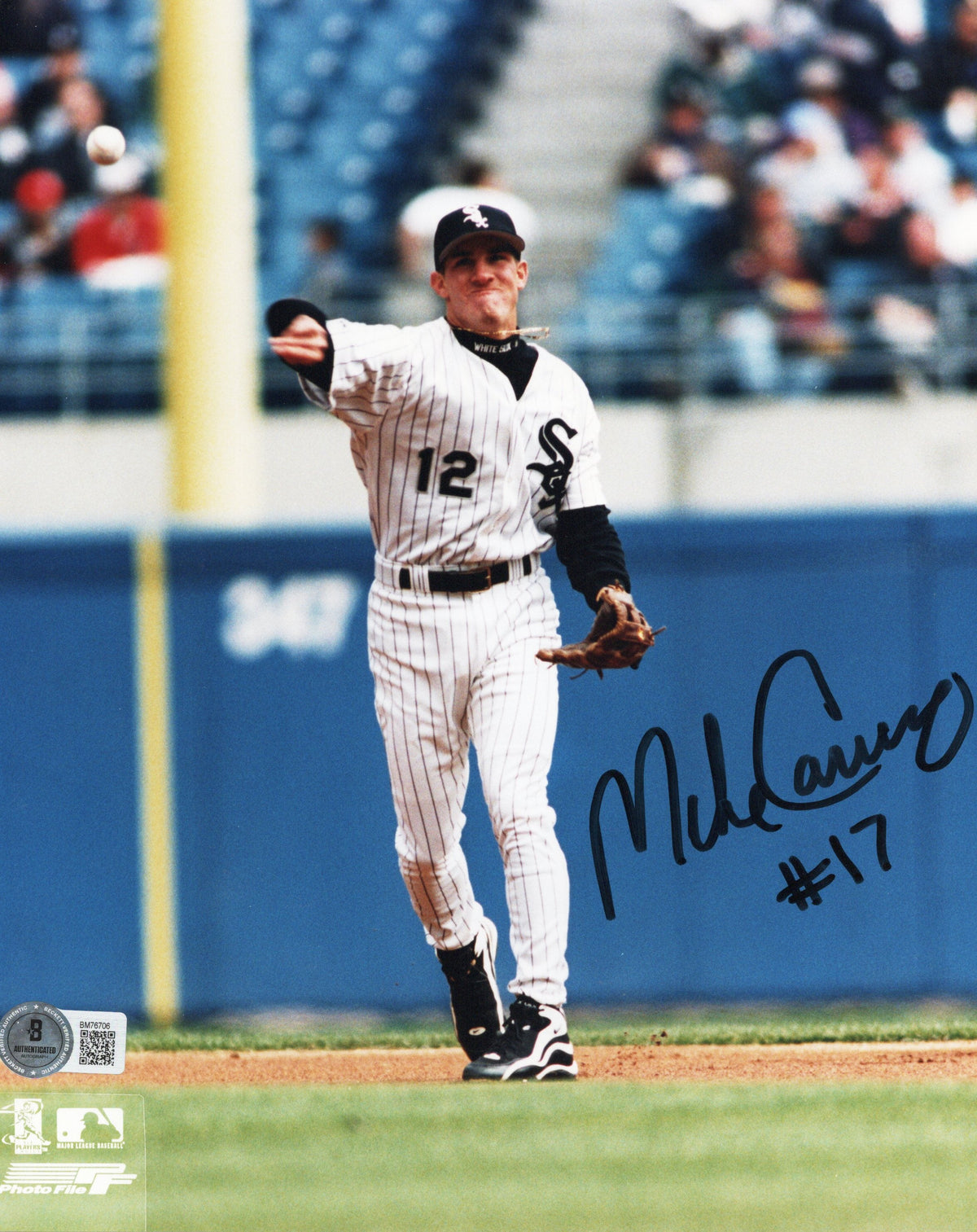 Mike Caruso Signed Chicago White Sox 8x10 Photo - Beckett-Powers Sports Memorabilia