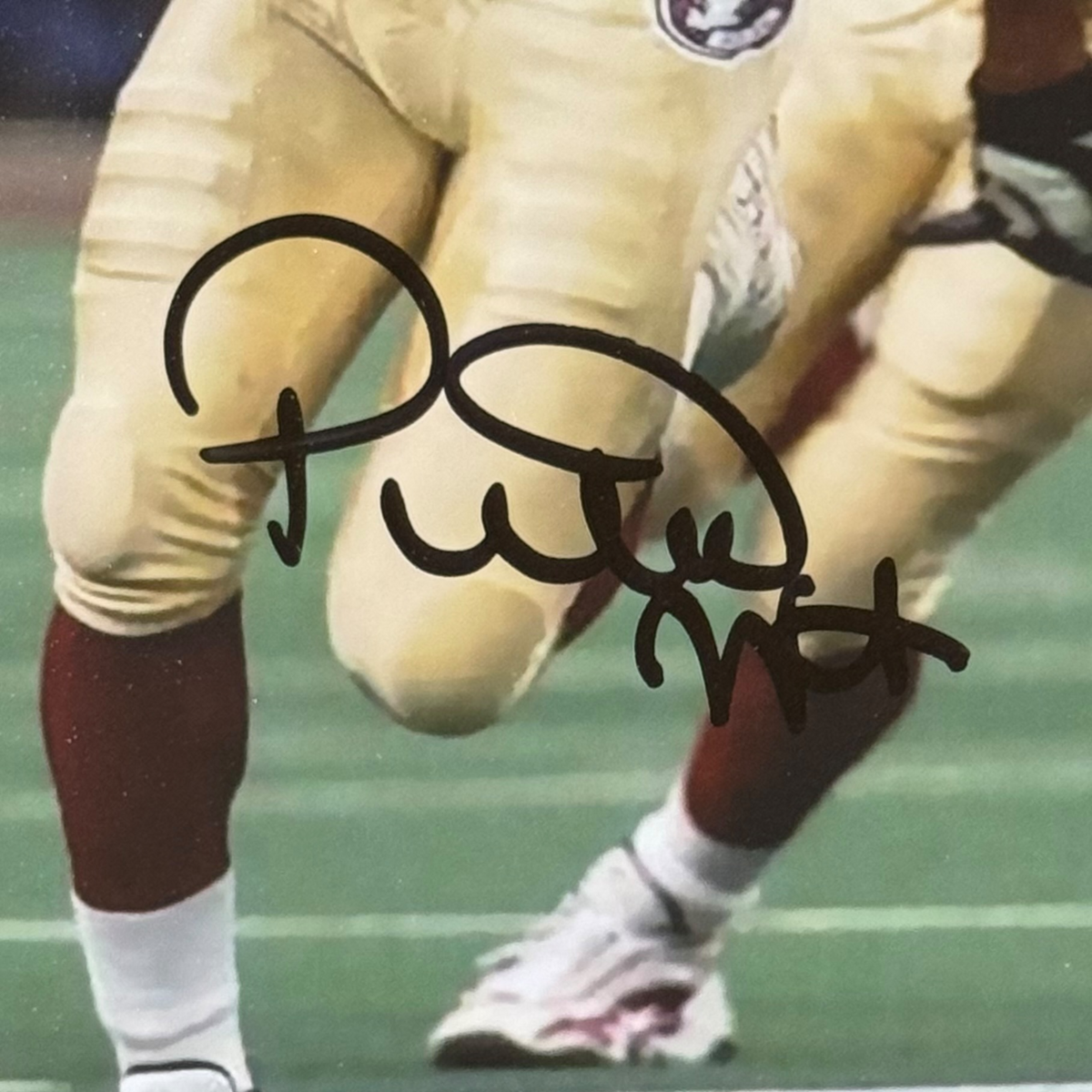 Autographed Peter Warrick Florida State FSU Seminoles Deluxe Framed 8x10 Photo - Beckett-Powers Sports Memorabilia