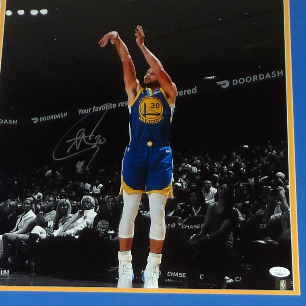 Autographed Stephen Curry Golden State Warriors (Action) Deluxe Framed 16x20 Photo - JSA-Powers Sports Memorabilia