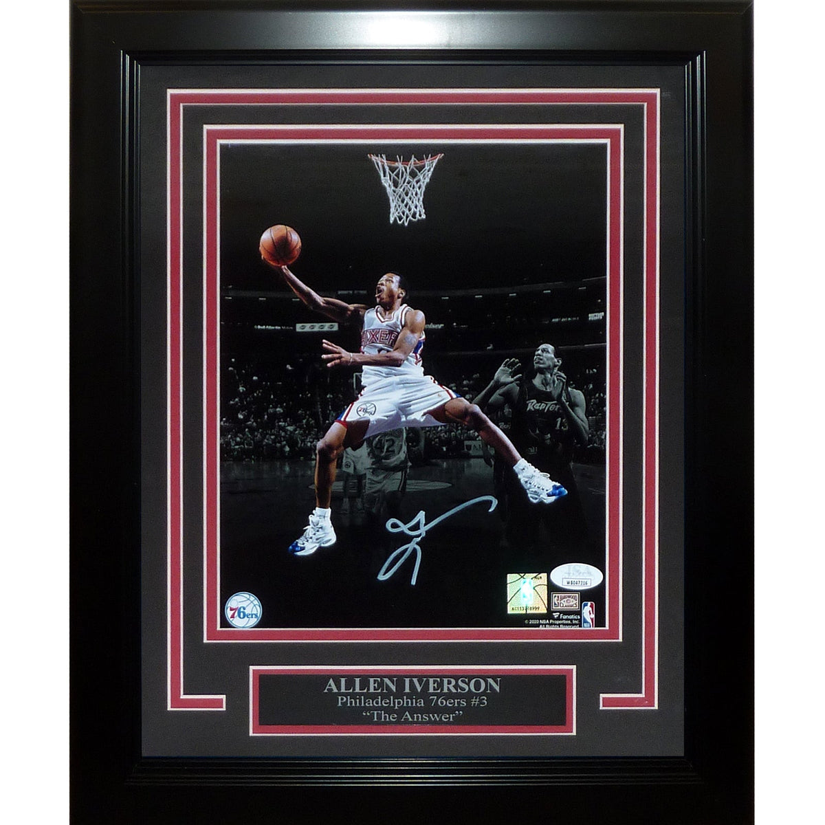 Autographed Allen Iverson Philadelphia 76ers (Spotlight) Deluxe Framed 8x10 Photo - Beckett-Powers Sports Memorabilia