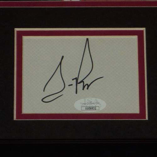 Autographed Scottie Pippen Chicago Bulls Signature Series Frame - JSA