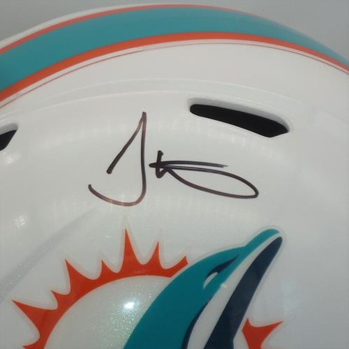 Autographed Tyreek Hill Miami Dolphins (Speed) Deluxe Full-Size Replica Helmet - BAS-Powers Sports Memorabilia