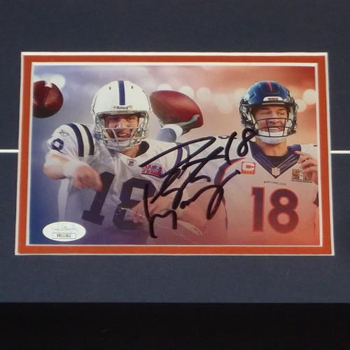Autographed Peyton Manning Denver Broncos (Super Bowl SI 11x14 Cover) Deluxe Framed with Autograph - JSA