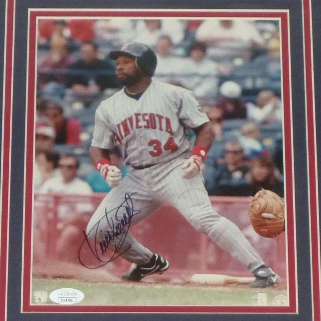 Autographed Kirby Puckett Minnesota Twins Deluxe Framed 8x10 Photo - JSA