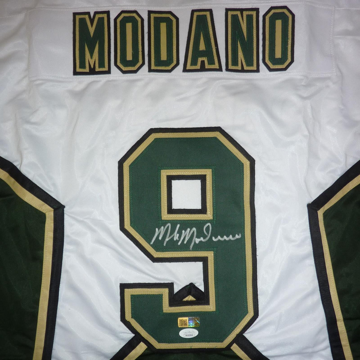 Autographed Mike Modano Dallas (White #9) Custom Jersey - JSA-Powers Sports Memorabilia
