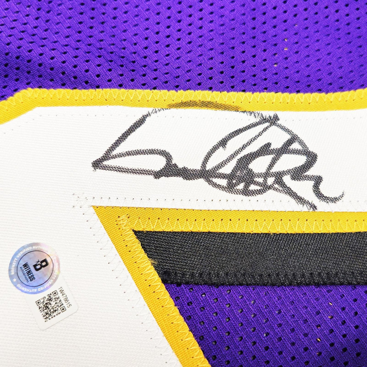 Autographed Derrick Henry Baltimore (Purple #22) Custom Jersey - Beckett