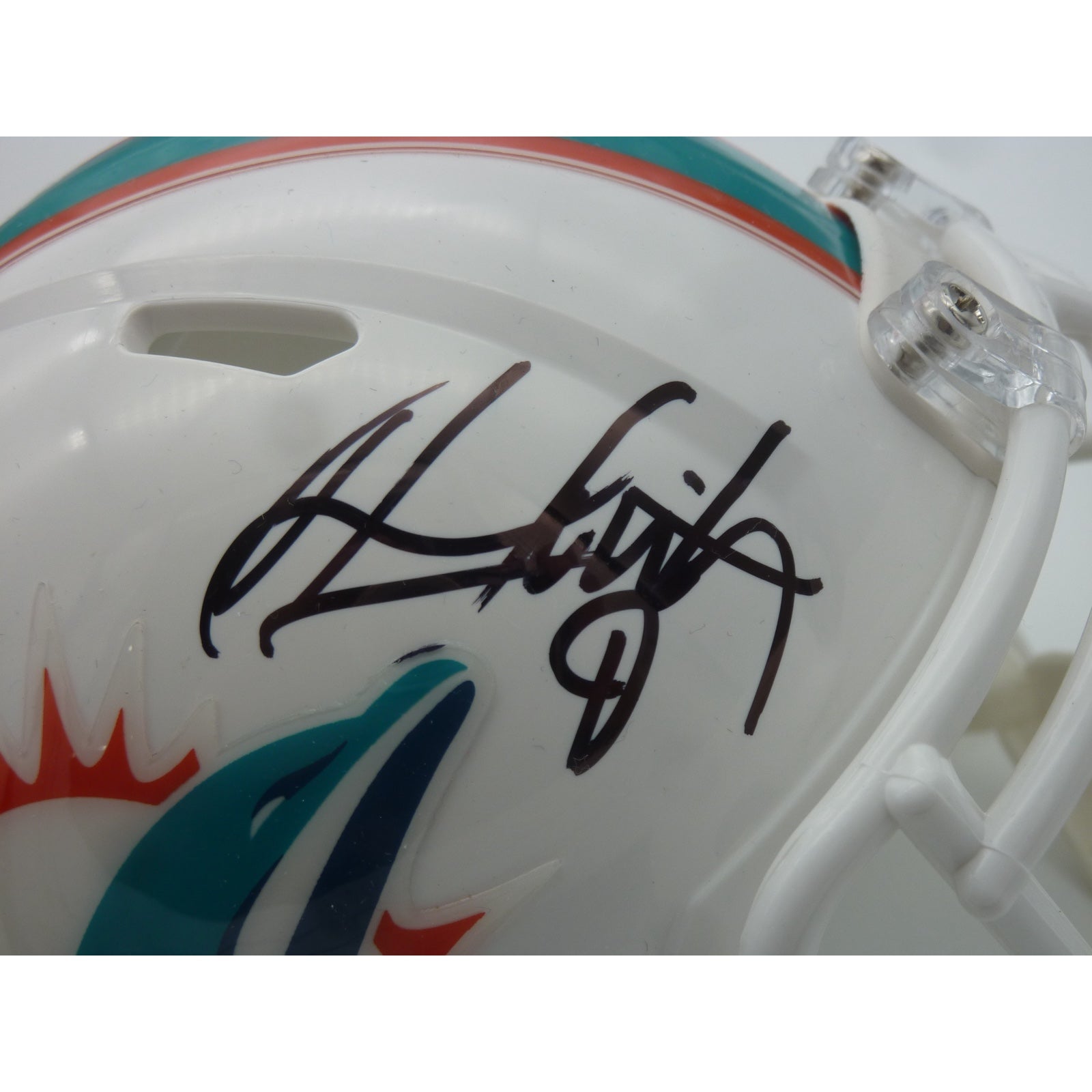 Autographed Jonnu Smith Miami Dolphins Mini Helmet - JSA-Powers Sports Memorabilia
