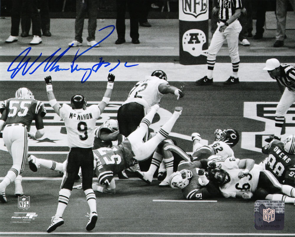 William Perry Autographed Chicago Bears Super Bowl XX Touchdown Run B&W 8x10 Photo-Powers Sports Memorabilia