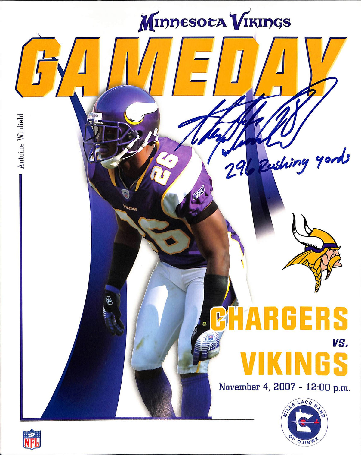 Adrian Peterson Minnesota Vikings Signed Magazine - Magazine Beckett Beckett-Powers Sports Memorabilia