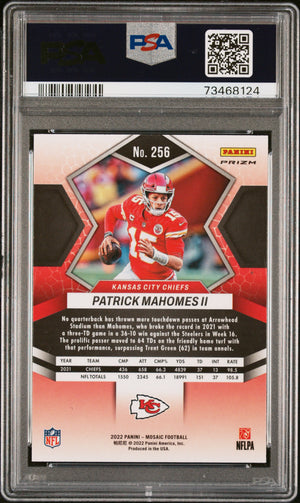 パトリック・マホームズ 2022 パニーニ モザイク レッド プリズム フットボール カード #256 グレード PSA 10