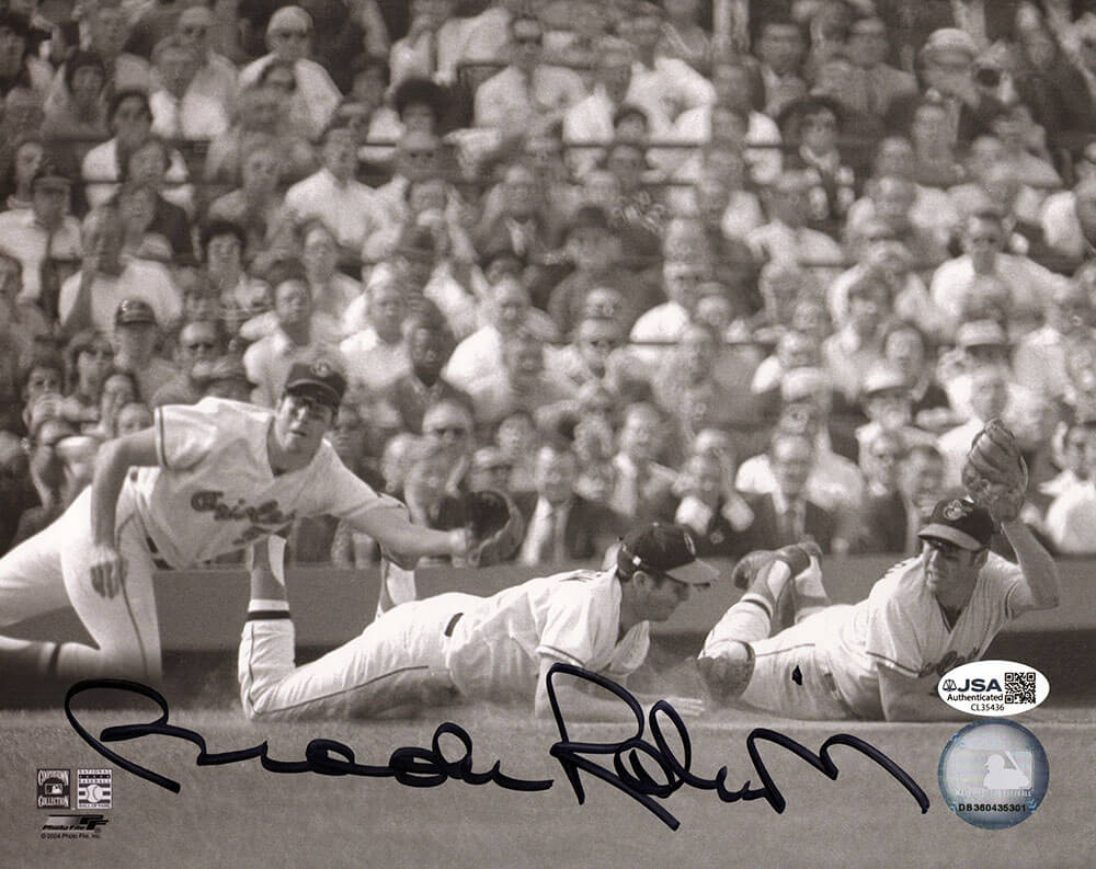 Brooks Robinson Autographed Baltimore Orioles Triple Diving Image B&W 8x10 Photo - (JSA)-Powers Sports Memorabilia