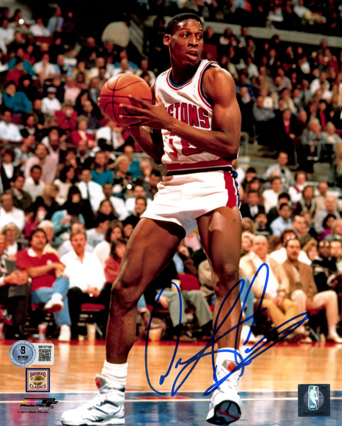 Dennis Rodman Detroit Pistons Signed 8x10 Photo - Beckett Witness Beckett-Powers Sports Memorabilia