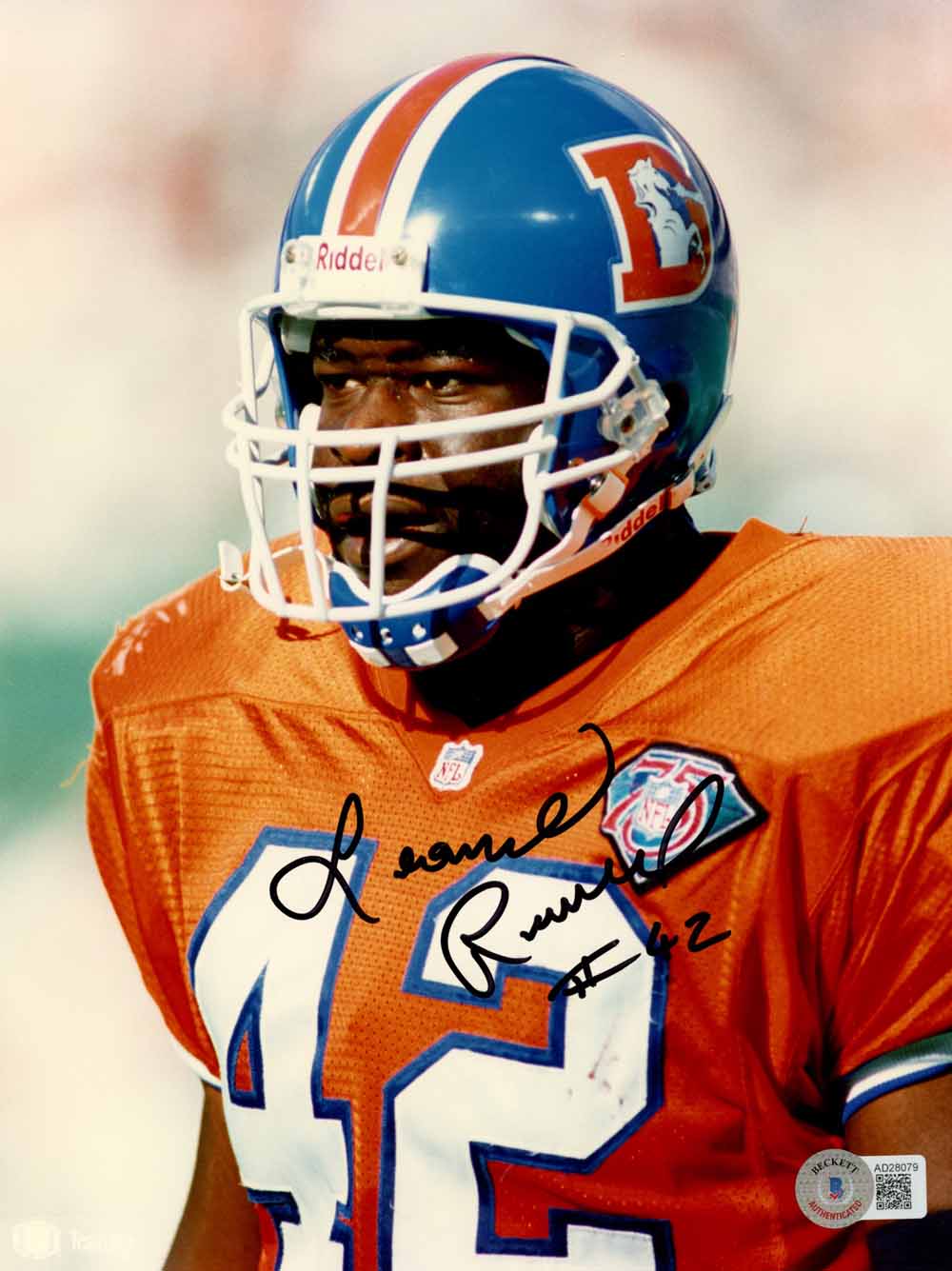 Leonard Russell Denver Broncos Signed 8x10 Photo - Beckett Beckett-Powers Sports Memorabilia