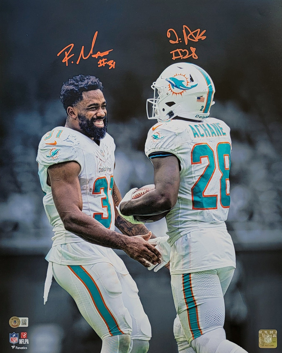 Raheem Mostert & De'Von Achane Signed Miami Dolphins 16x20 Photo - Beckett-Powers Sports Memorabilia