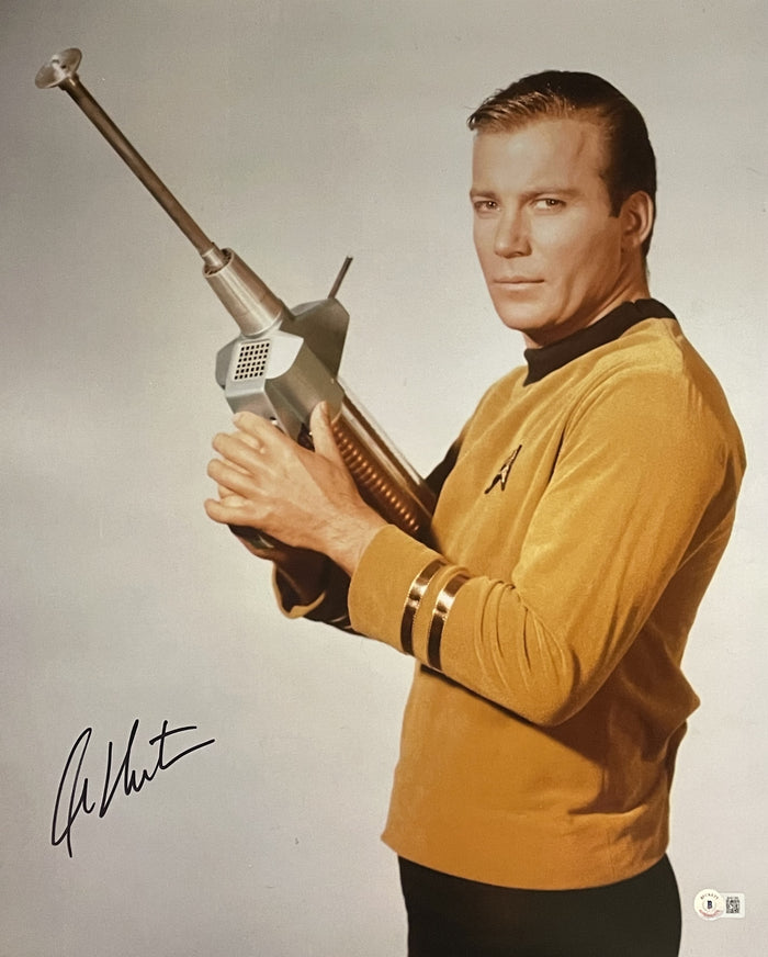 William Shatner Signed Star Trek 16x20 Photo – Beckett Authenticated-Powers Sports Memorabilia