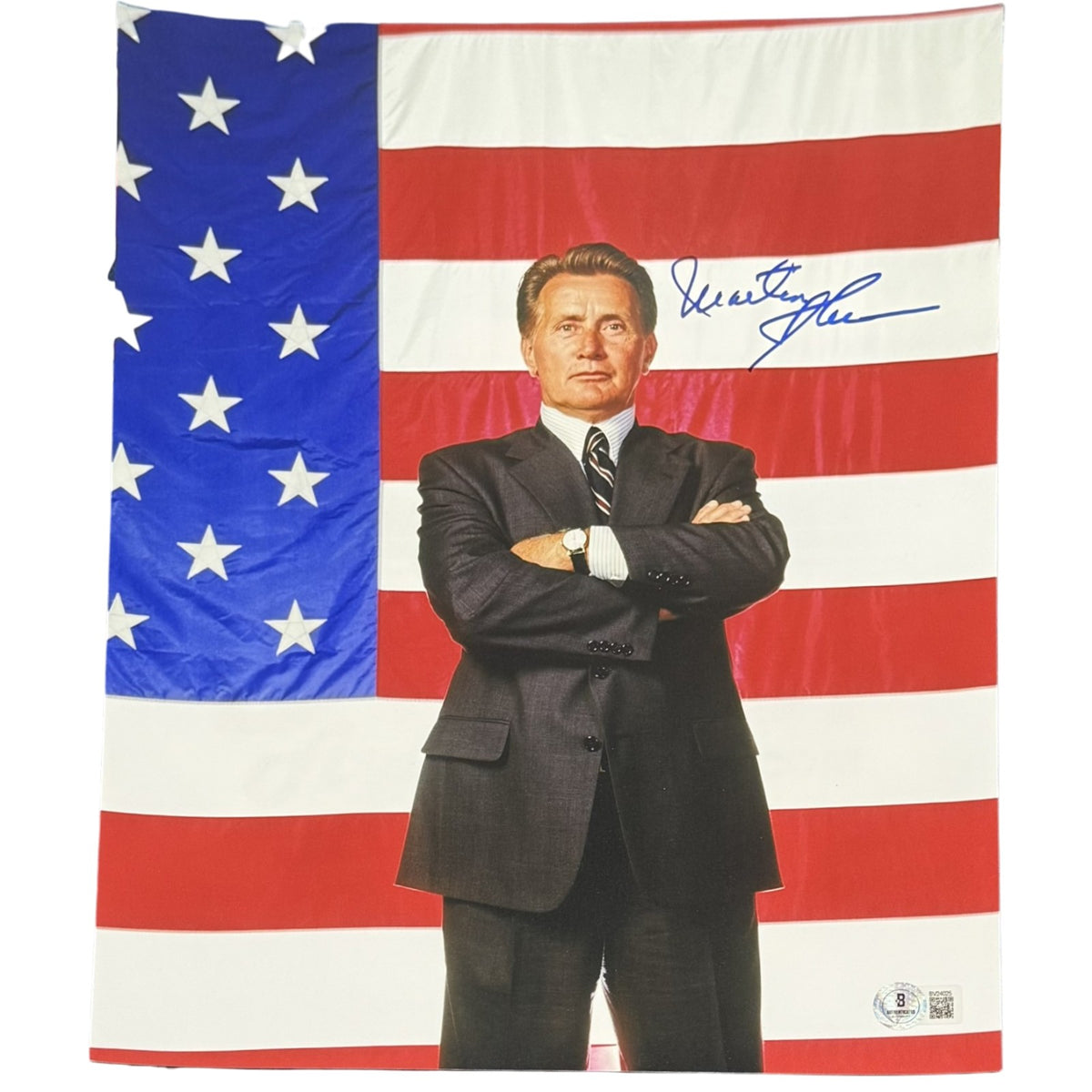 Martin Sheen The West Wing Signed 11x14 Photo - Beckett Beckett-Powers Sports Memorabilia