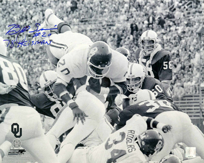 Billy Sims Autographed Oklahoma Sooners B&W Diving Action 16x20 Photo with 78 Heisman-Powers Sports Memorabilia