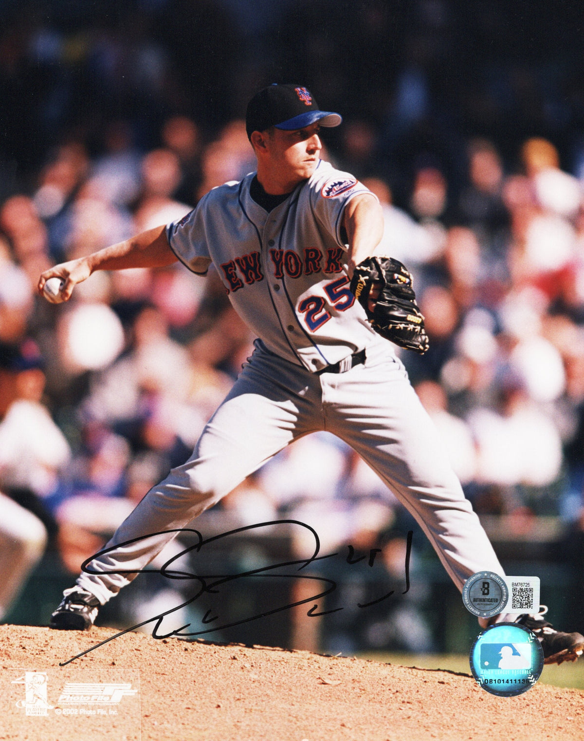 Scott Strickland Signed New York Mets 8x10 Photo - Beckett-Powers Sports Memorabilia