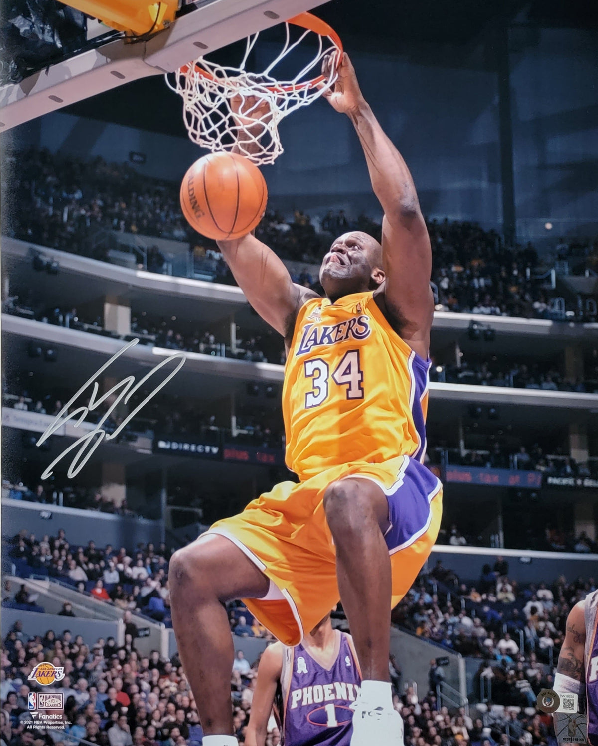Shaquille O'Neal Autographed Los Angeles Lakers 16x20 Photo Beckett Witnessed #9-Powers Sports Memorabilia