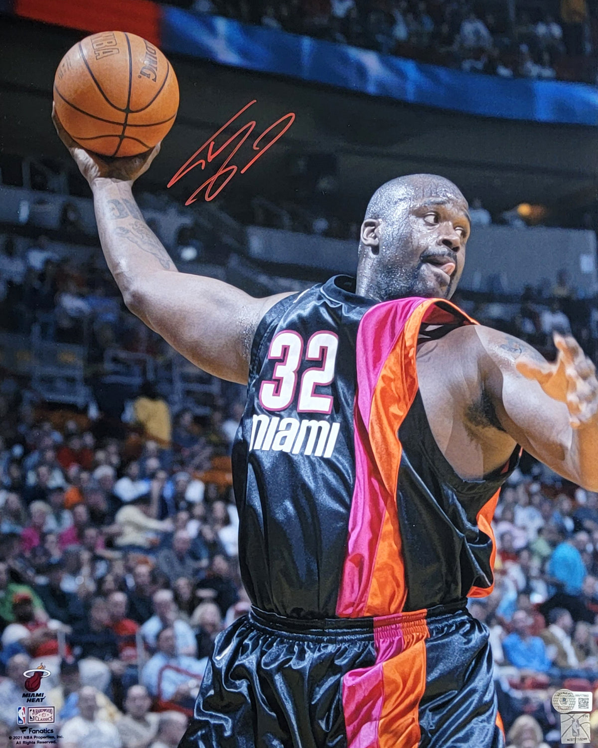 Shaquille O'Neal Autographed Miami Heat 16x20 Photo Beckett Witnessed #3-Powers Sports Memorabilia