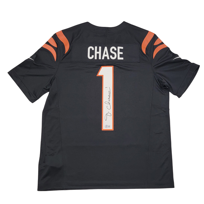 Ja'Marr Chase Auographed Cincinnati Bengals Nike Black Fuse Jersey - Beckett-Powers Sports Memorabilia
