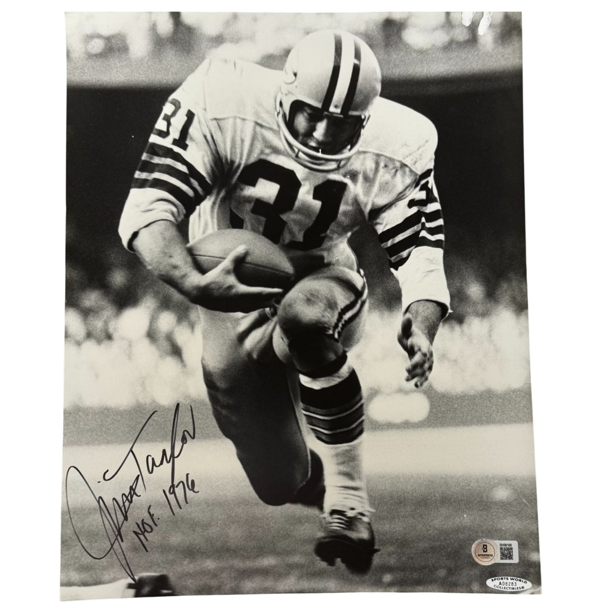 Jim Taylor Green Bay Packers Signed 11x14 Photo - B&W HOF Beckett Beckett-Powers Sports Memorabilia