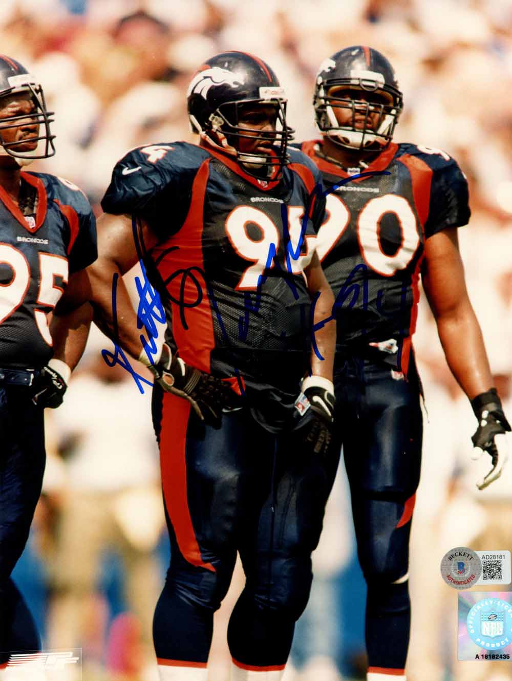 Keith Traylor Denver Broncos Signed 8x10 Photo - Beckett Beckett - 50496-Powers Sports Memorabilia