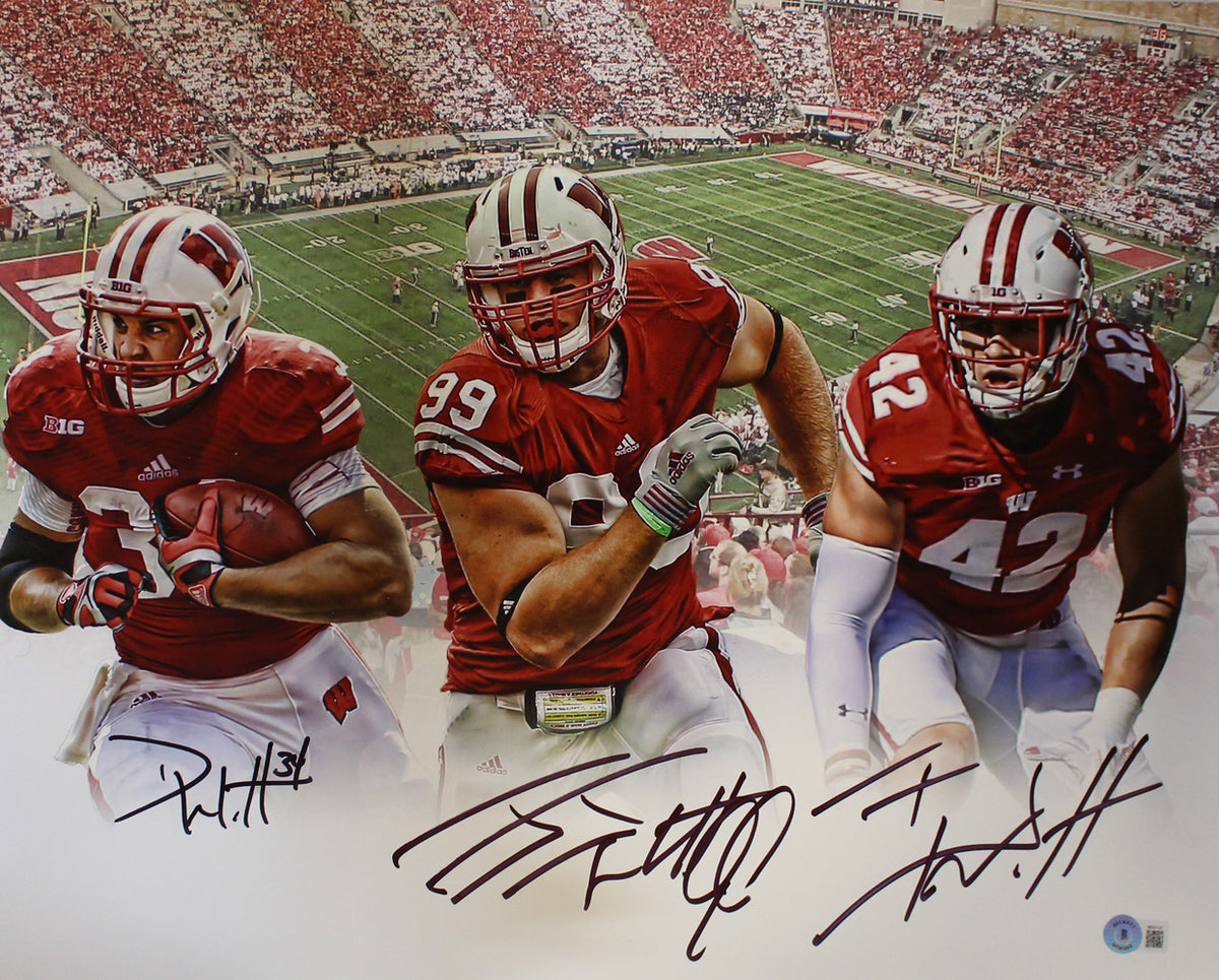 Watt Brothers Combo Wisconsin Badgers Signed 16x20 Photo Beckett-Powers Sports Memorabilia