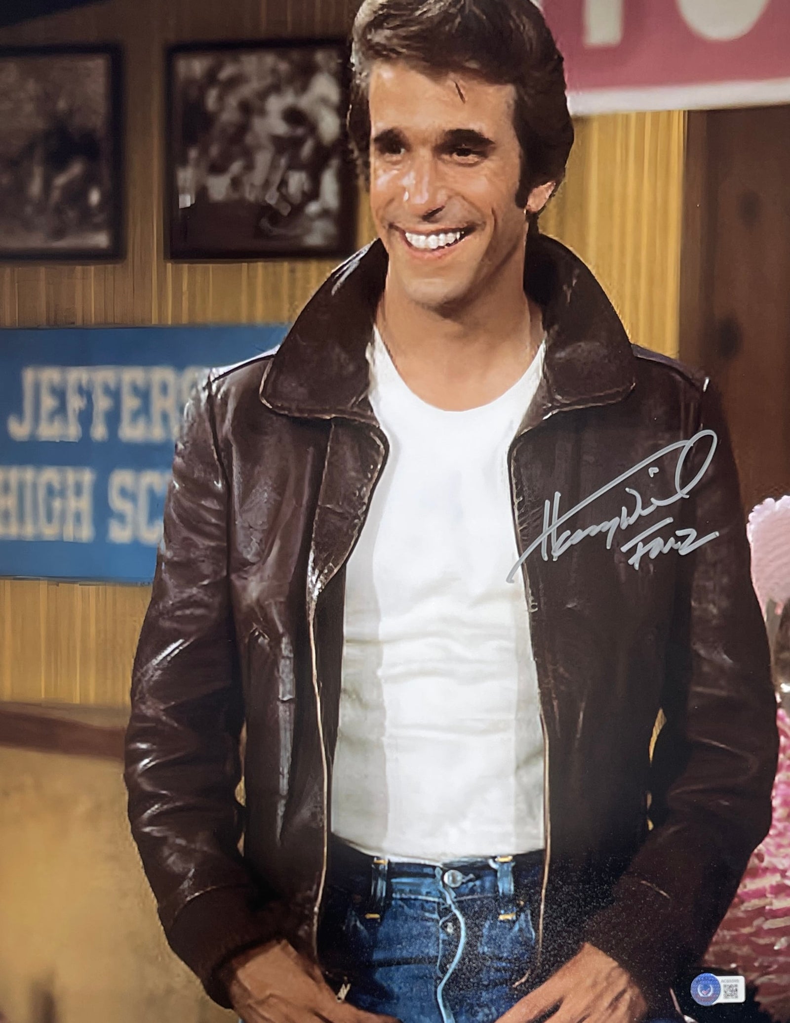 Henry Winkler Autographed Happy Days 16x20 Photo – Beckett Authenticated-Powers Sports Memorabilia