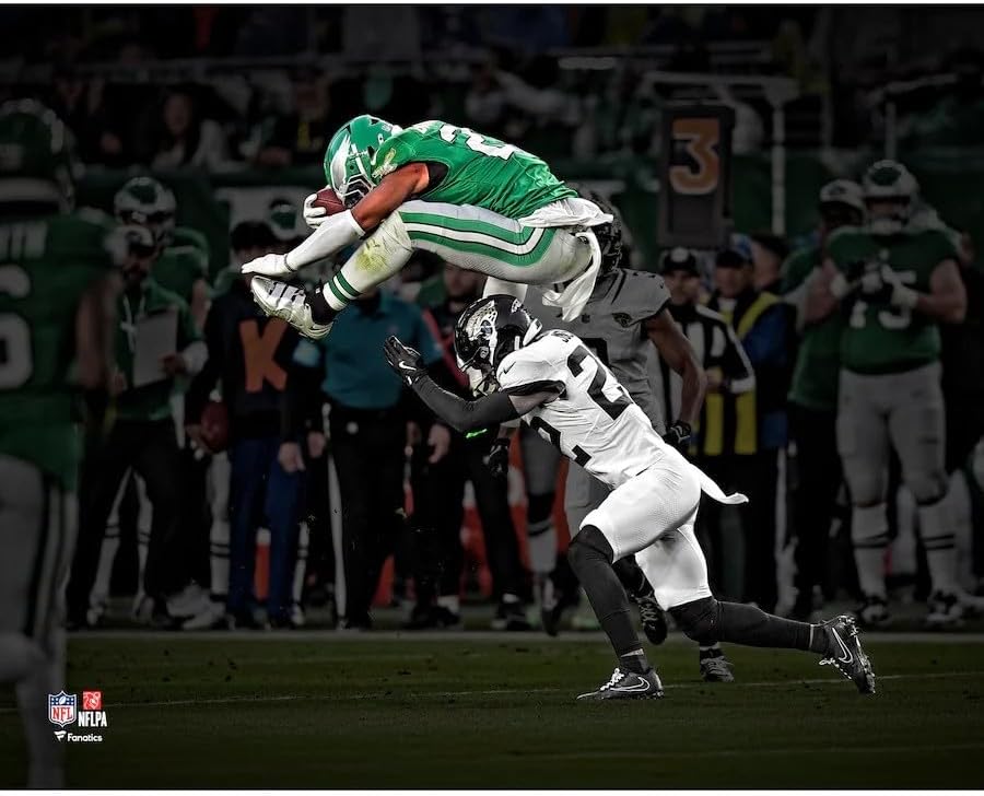 Saquon Barkley Philadelphia Eagles Unsigned Fanatics Authentic Reverse Hurdle 16x20 Photo-Powers Sports Memorabilia