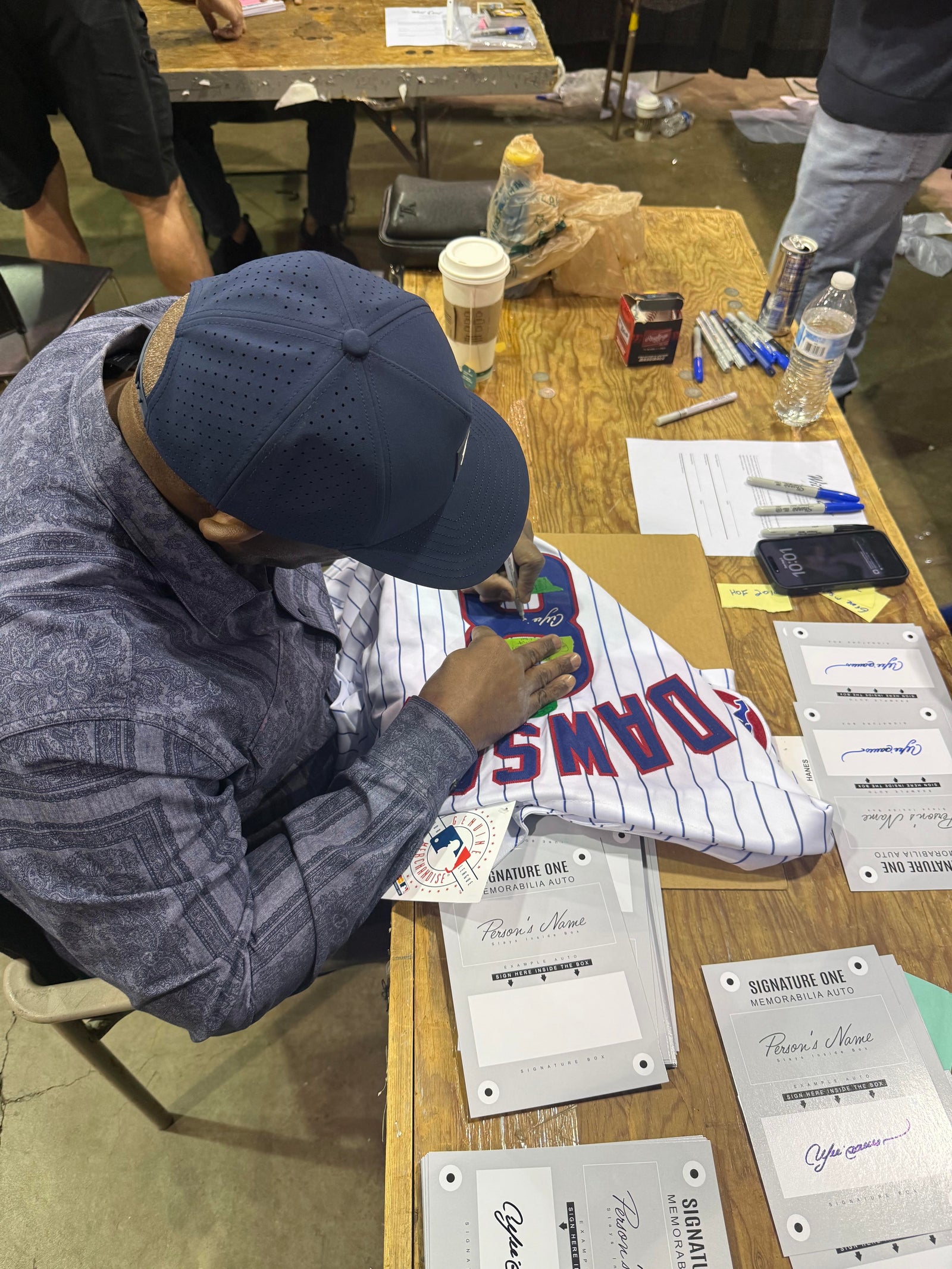 Andre Dawson Autograph Signing-Powers Sports Memorabilia