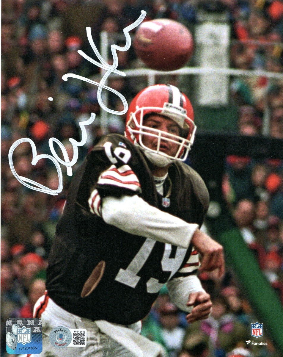 Bernie Kosar Autographed Cleveland Browns 8x10 Photo Beckett Witnessed-Powers Sports Memorabilia
