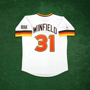 Dave Winfield Autograph Signing-Powers Sports Memorabilia