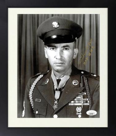 Wilburn Ross Autographed WWII 8 x 10 Photograph Custom Framing- JSA #AC92769- Medal of Honor-Powers Sports Memorabilia