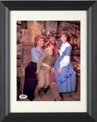 Fess Parker Autographed Vintage Family Cast 8 x 10 Photograph Custom Framing- PSA #AD59945 (Daniel Boone/Davy Crockett)-Powers Sports Memorabilia