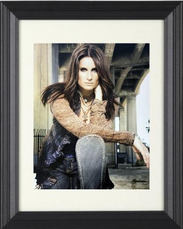 Terri Clark Country Music 11 x 14 Photograph Custom Framing (Singer/Grand Ole Opry/HOF)-Powers Sports Memorabilia