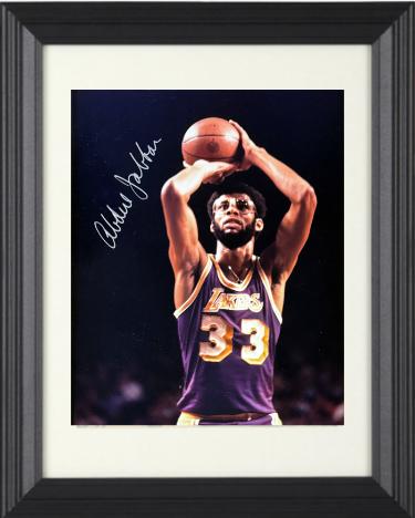 Kareem Abdul-Jabbar Autographed Los Angeles Lakers 8 x 10 Photograph minor dings Custom Framing- Tuff Stuff COA (HOF/MVP/6X Champ)-Powers Sports Memorabilia