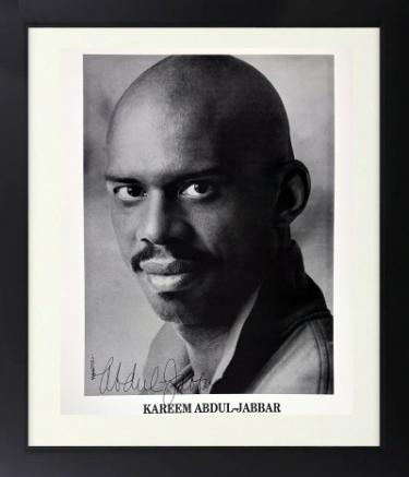 Kareem Abdul-Jabbar Autographed B&W 8 x 10 Photograph Custom Framing- COA (HOF/Lakers/UCLA) - CTBL_f44090-Powers Sports Memorabilia