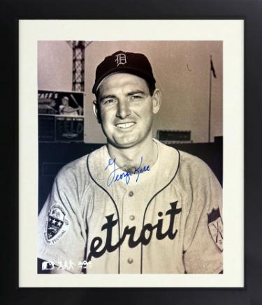 George Kell Autographed Detroit Tigers Vintage B&W MLB Licensed 8 x 10 Photograph imperfect Custom Framing- COA (HOF) - CTBL_f45079-Powers Sports Memorabilia