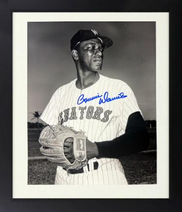 Bennie Daniels Autographed Washington Senators B&W 8 x 10 Photograph Custom Framing Minor Dings- COA-Powers Sports Memorabilia