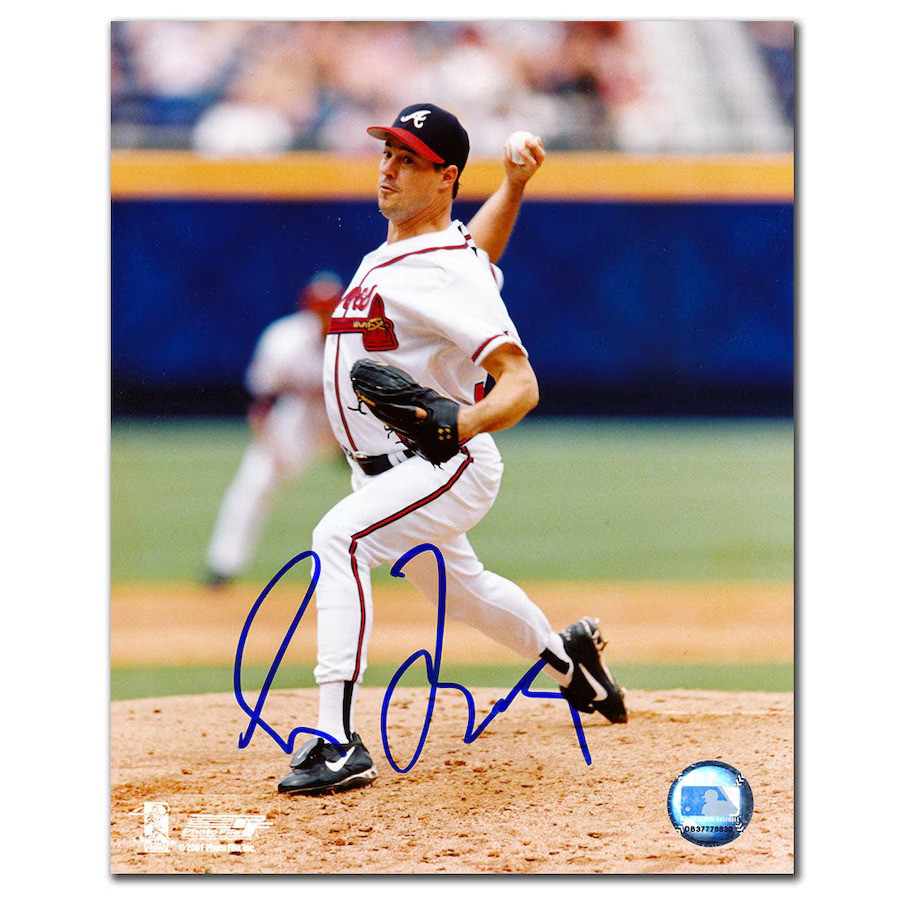 Greg Maddux Autograph Signing-Powers Sports Memorabilia