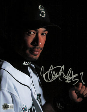 Ichiro Suzuki Autograph Signing-Powers Sports Memorabilia