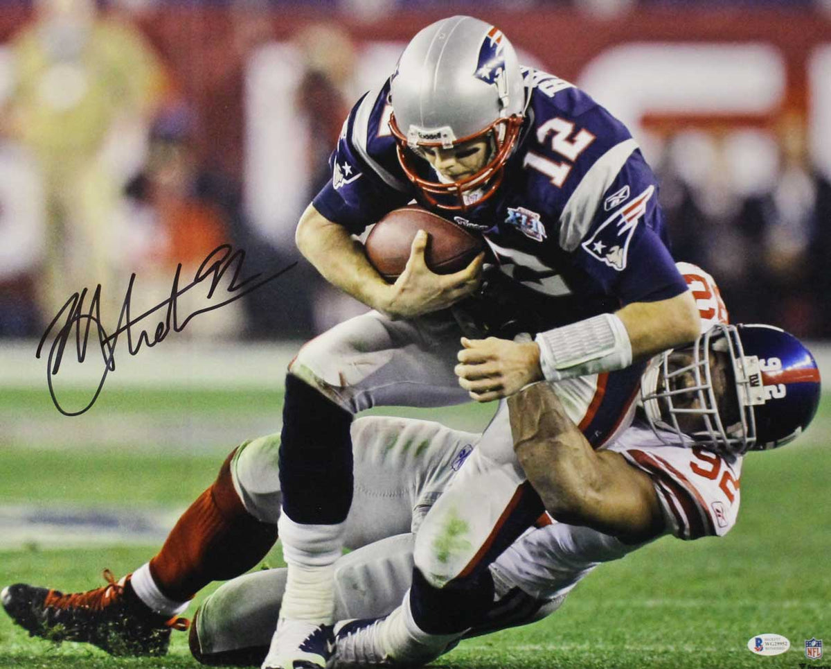Michael Strahan Autographed New York Giants 16x20 Photo – Beckett Authenticated-Powers Sports Memorabilia