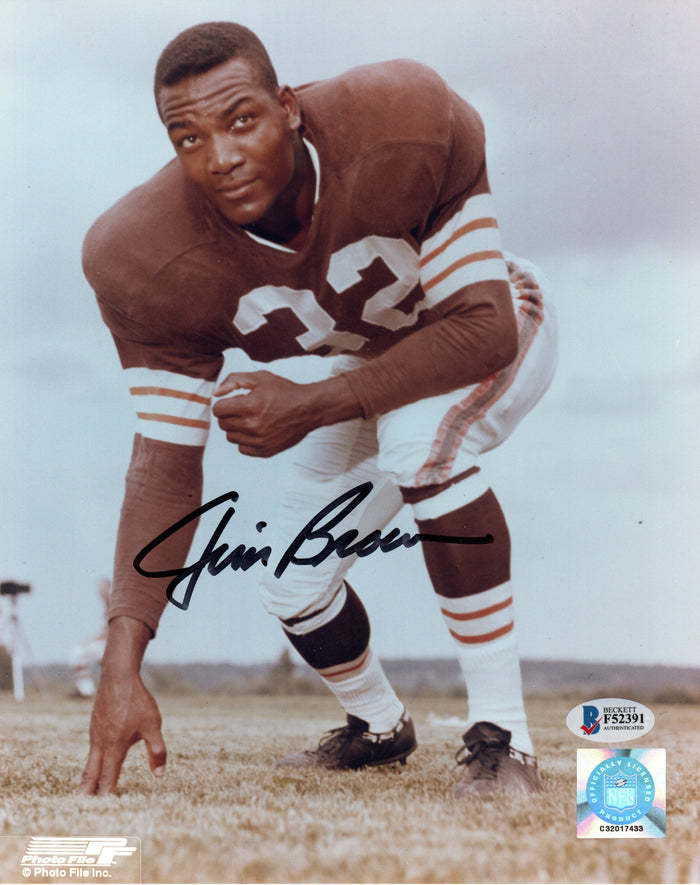 Jim Brown Signed Cleveland Browns 8x10 Photo Beckett Authenticated #9-Powers Sports Memorabilia
